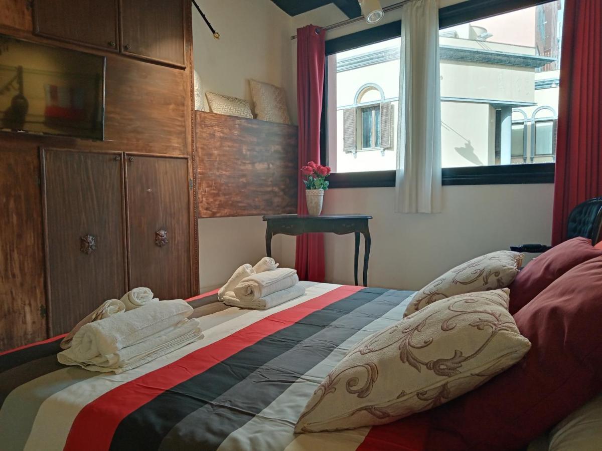Einaudi 56 Guest House Cagliari Extérieur photo